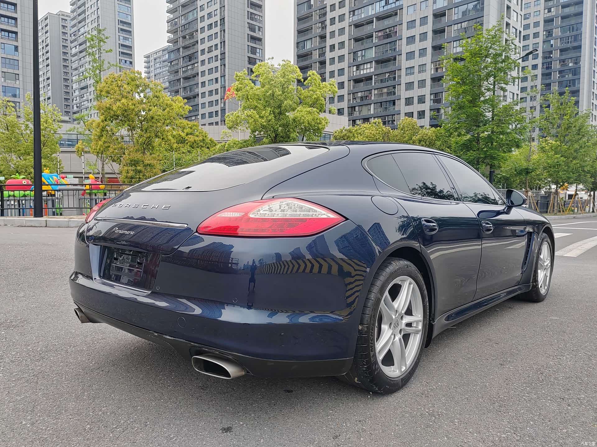 Porsche Panamera, 2011 6