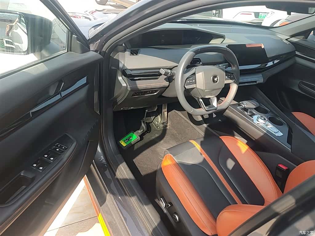 Changan UNI-V, 2024 16