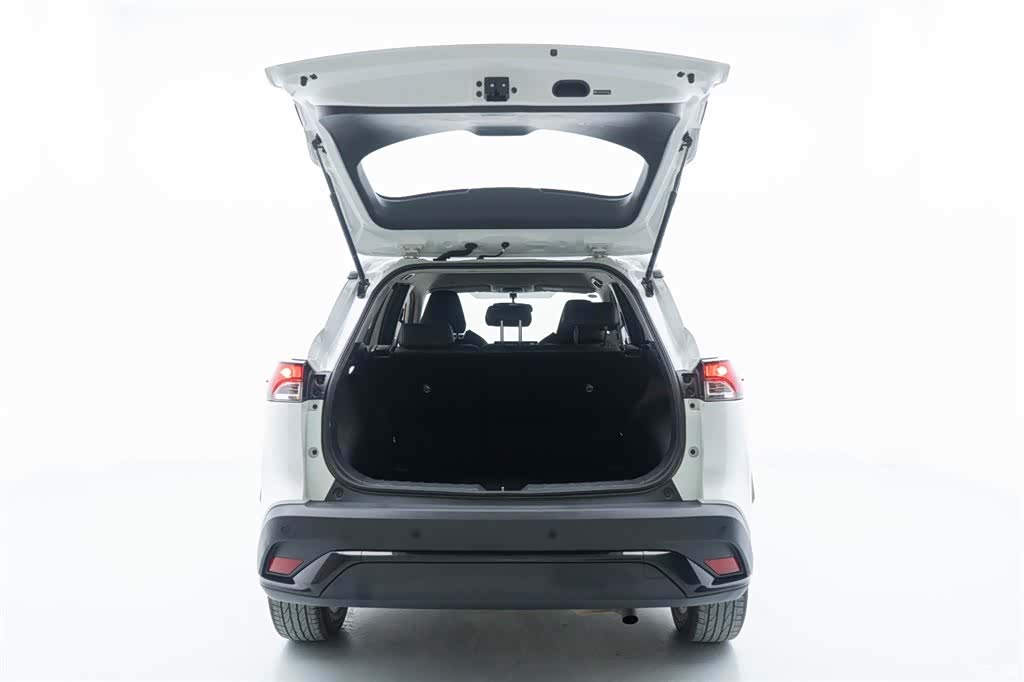 Toyota Frontlander, 2025 14