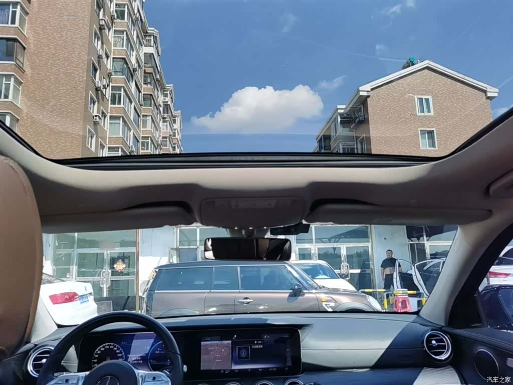 Mercedes-Benz E-Class, 2019 18