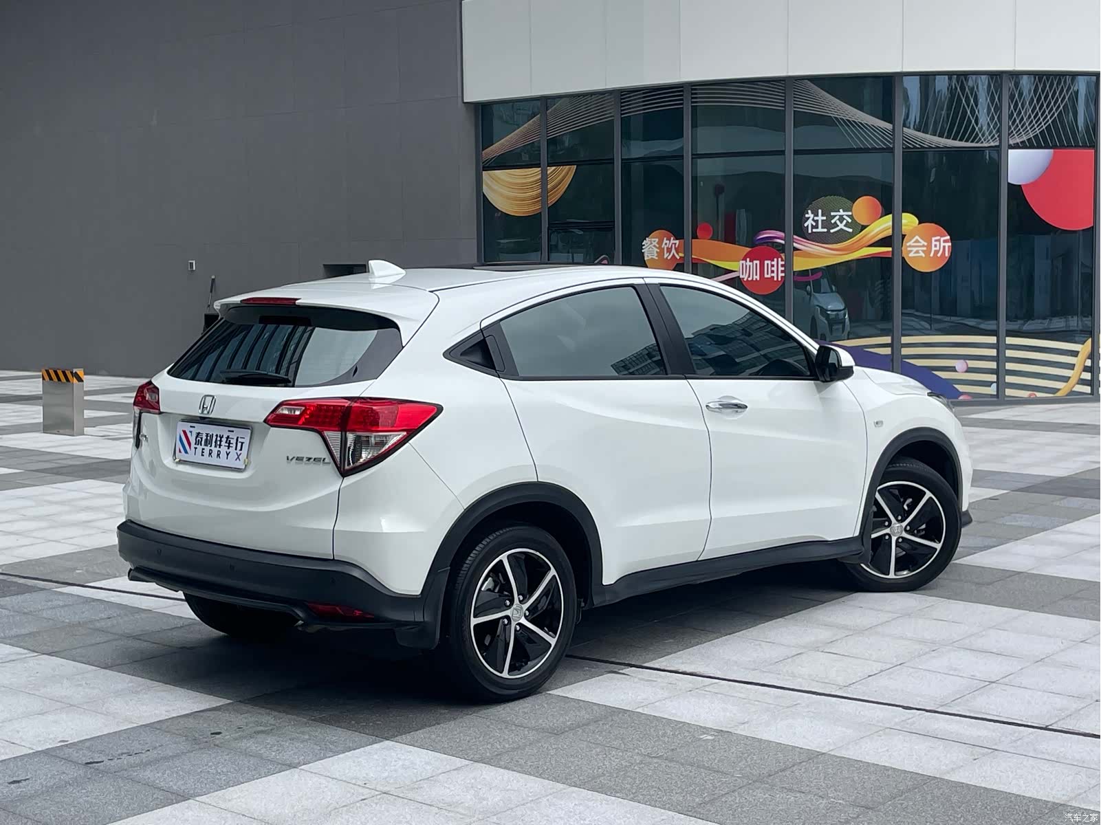 Honda Vezel, 2022 3