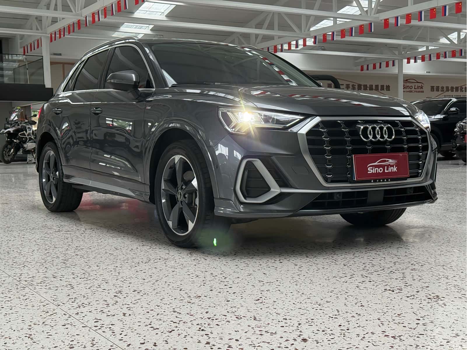 Audi Q3, 2022 3