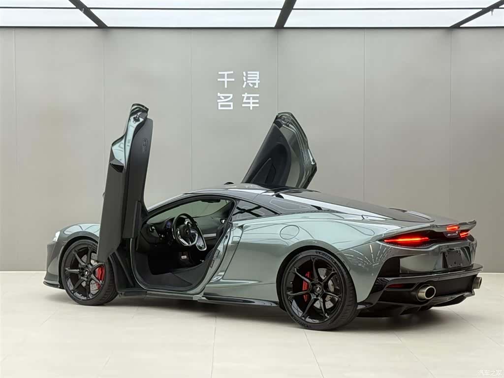 McLaren GT, 2021 13