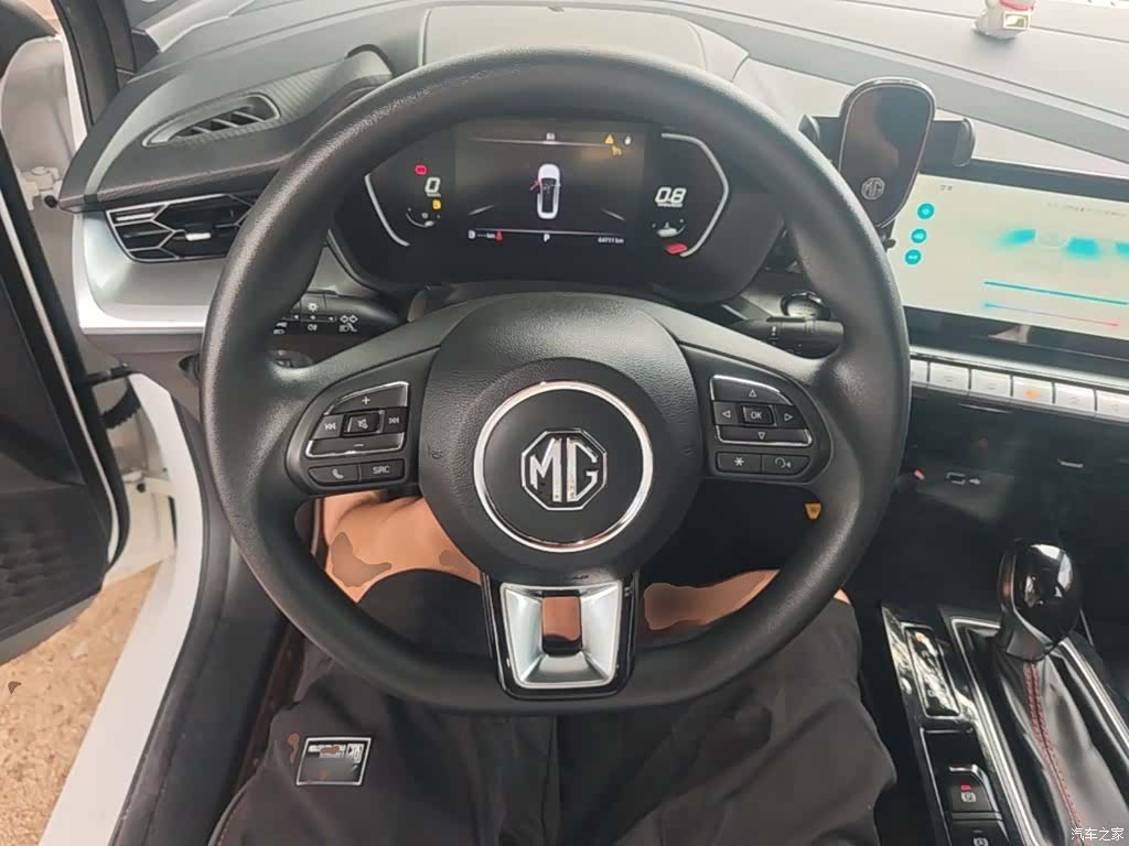 MG MG5, 2021 11