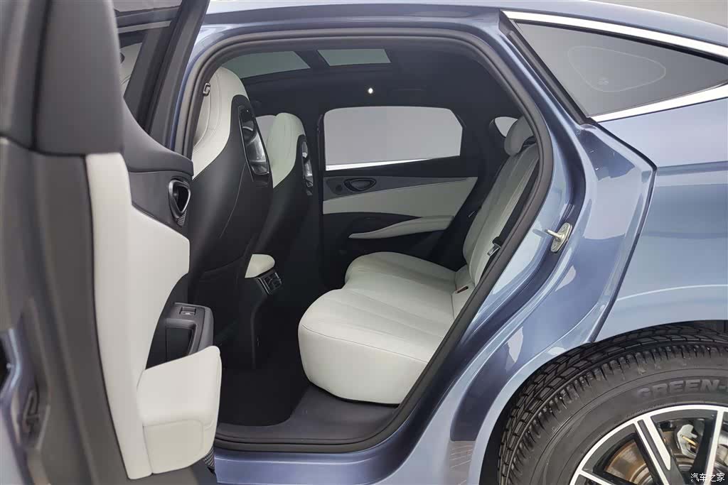 BYD Seal, 2025 11