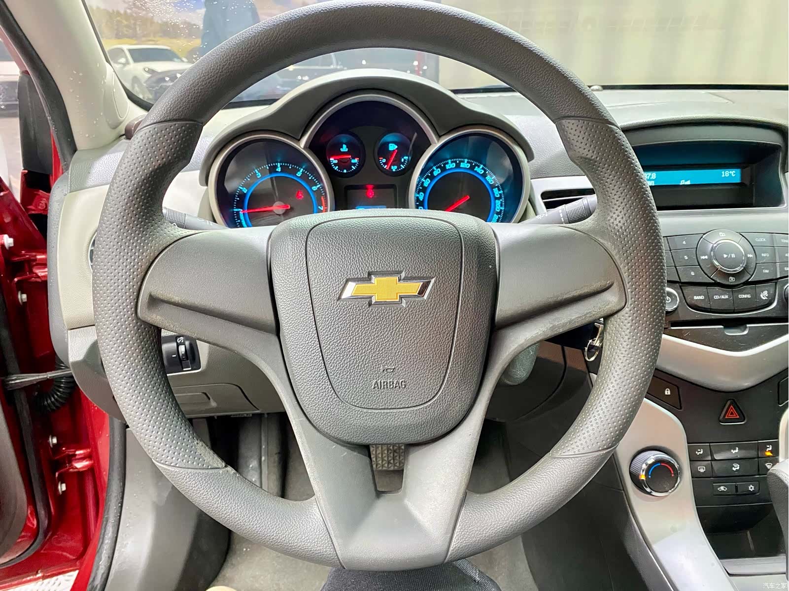 Chevrolet SL, 2012 10