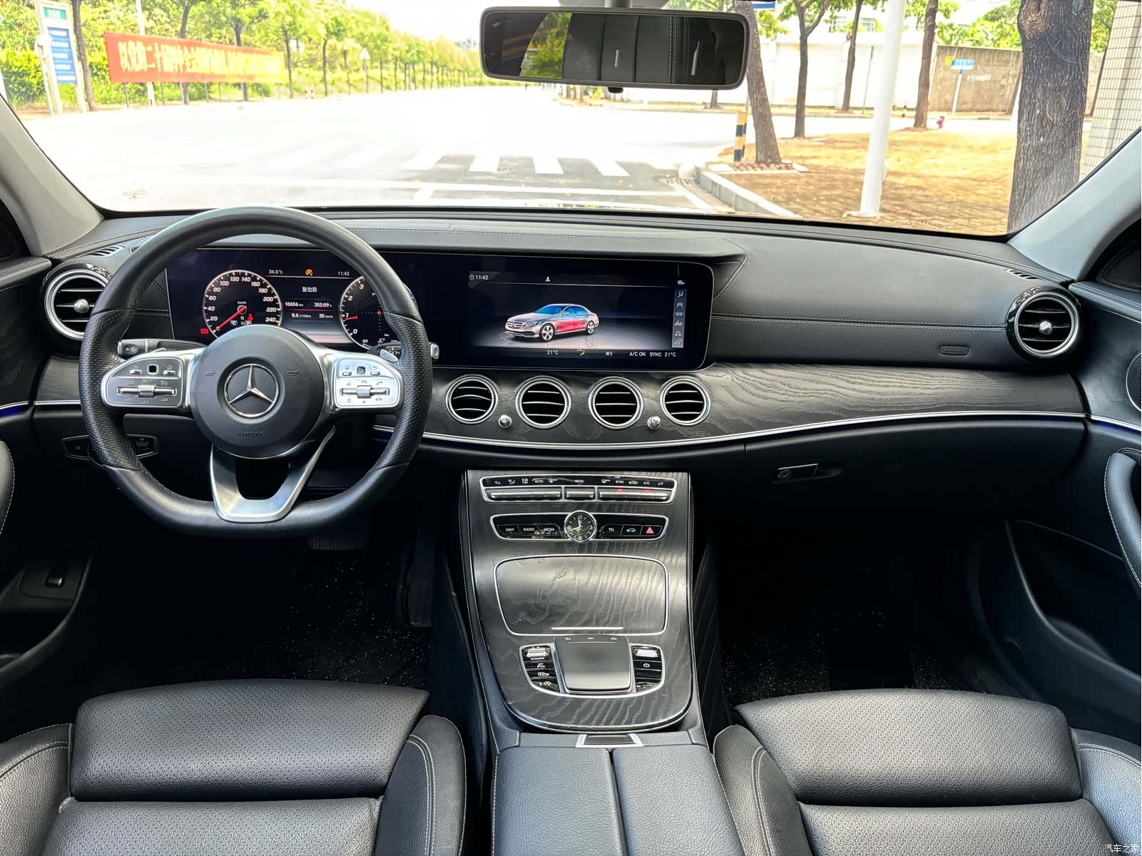 Mercedes-Benz E-Class, 2019 15
