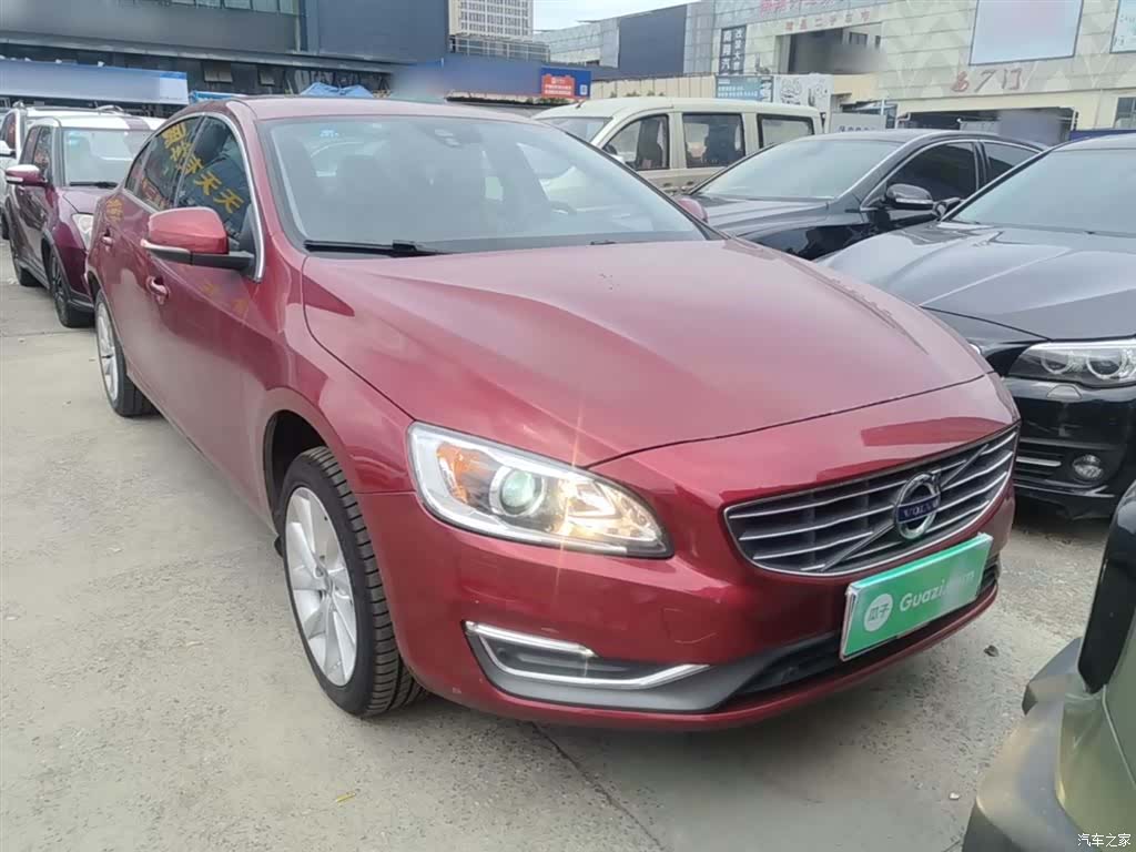 Volvo S60, 2015 4