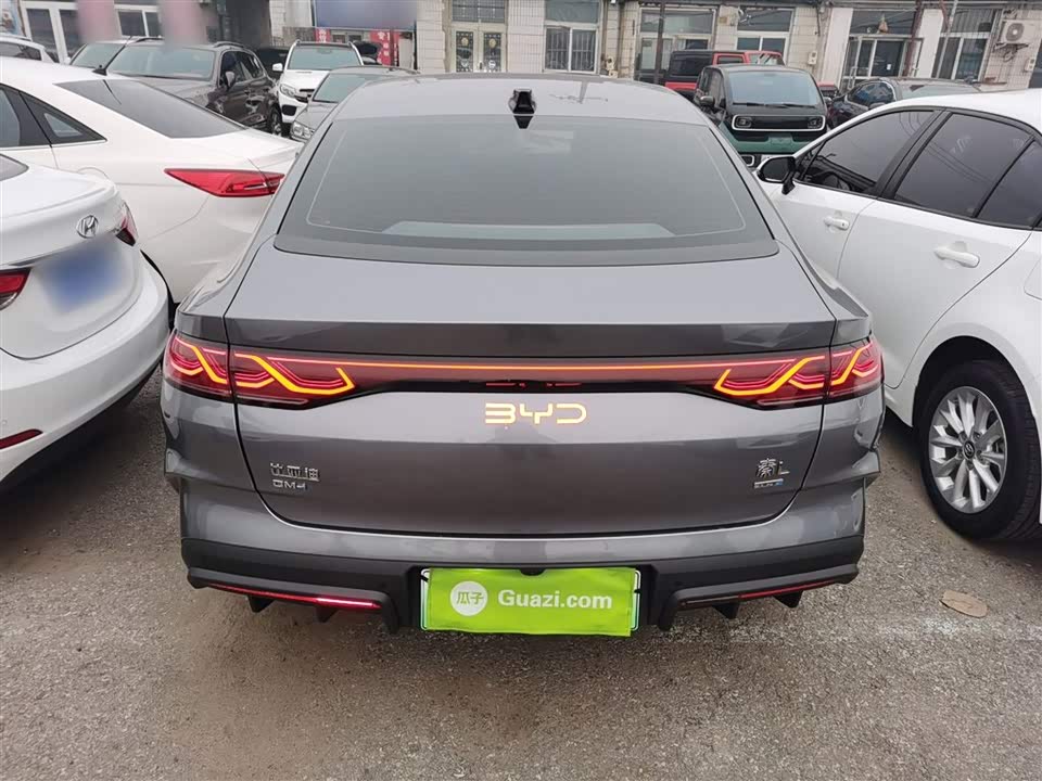 BYD Qin L