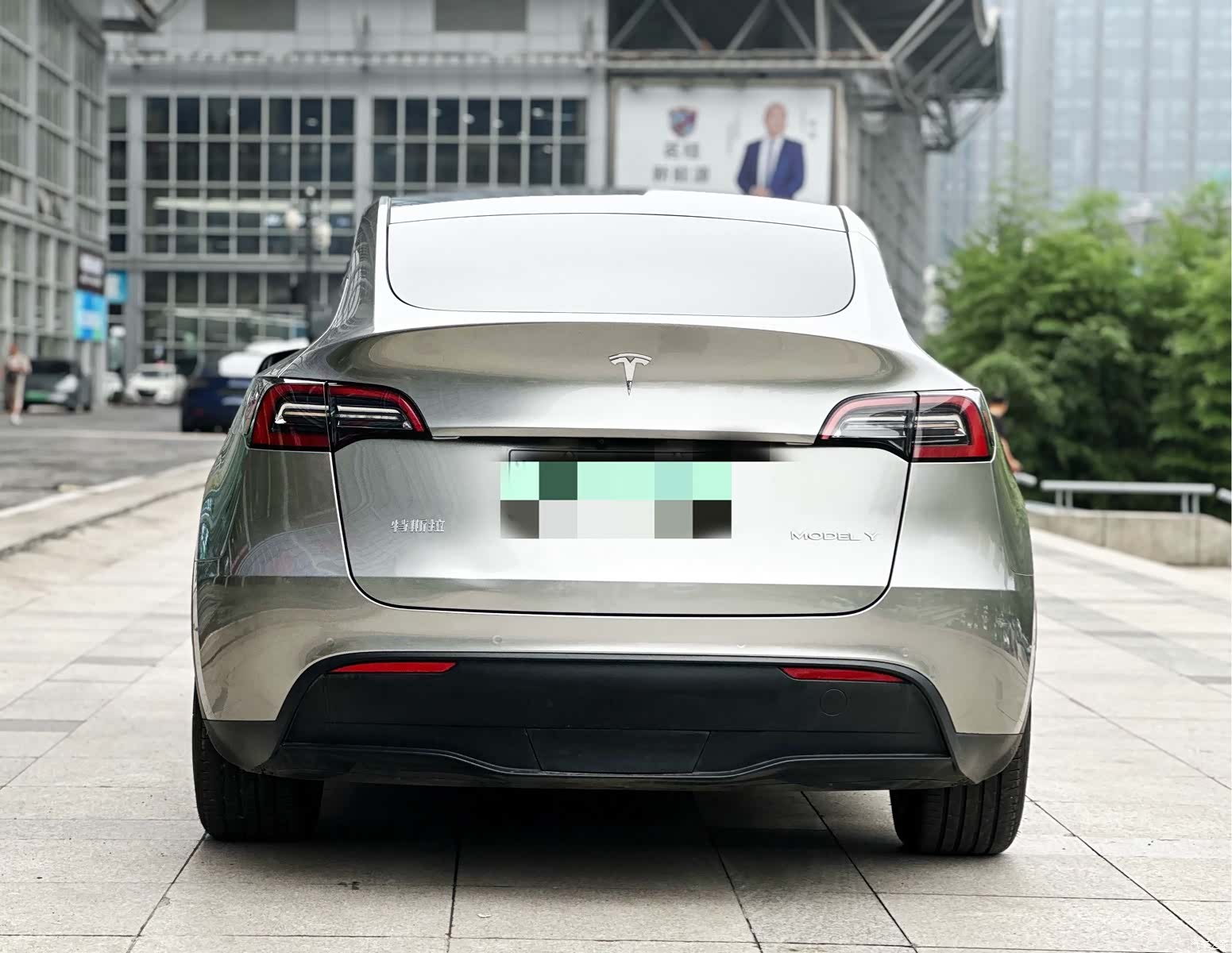 Tesla Model Y, 2021 все фото
