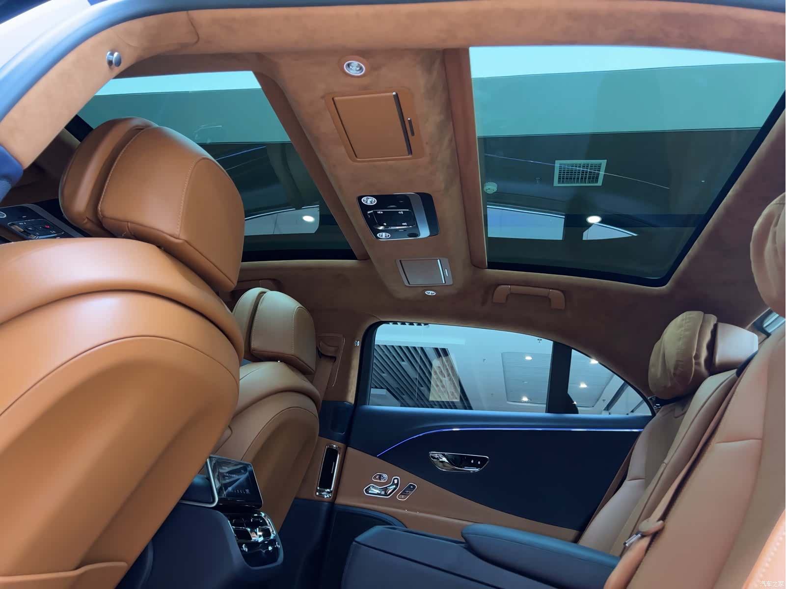 Bentley Flying Spur, 2021 17