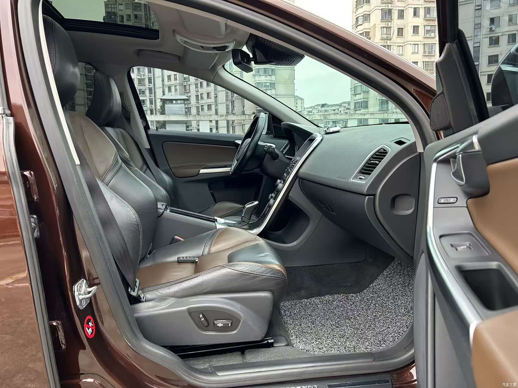 Volvo XC60, 2014 17