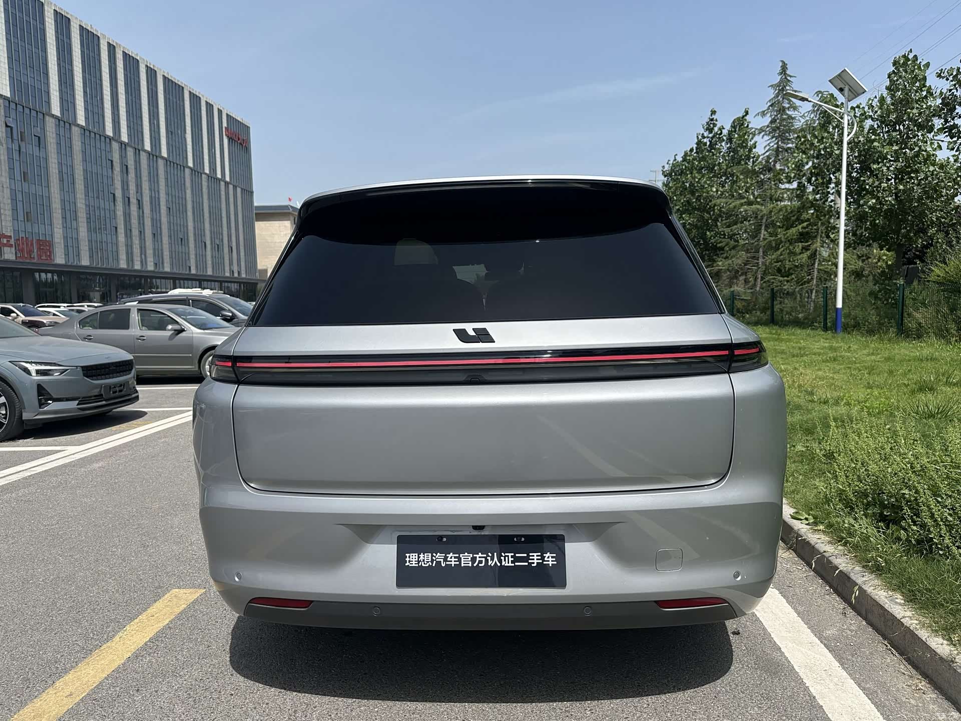 Li Auto L8, 2025 13