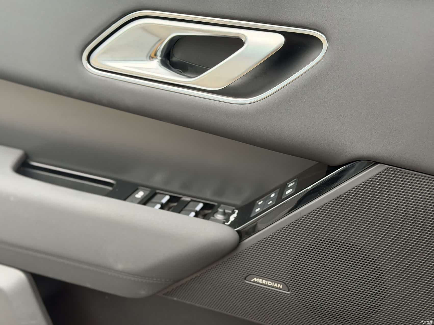 Land Rover Range Rover, 2025 11