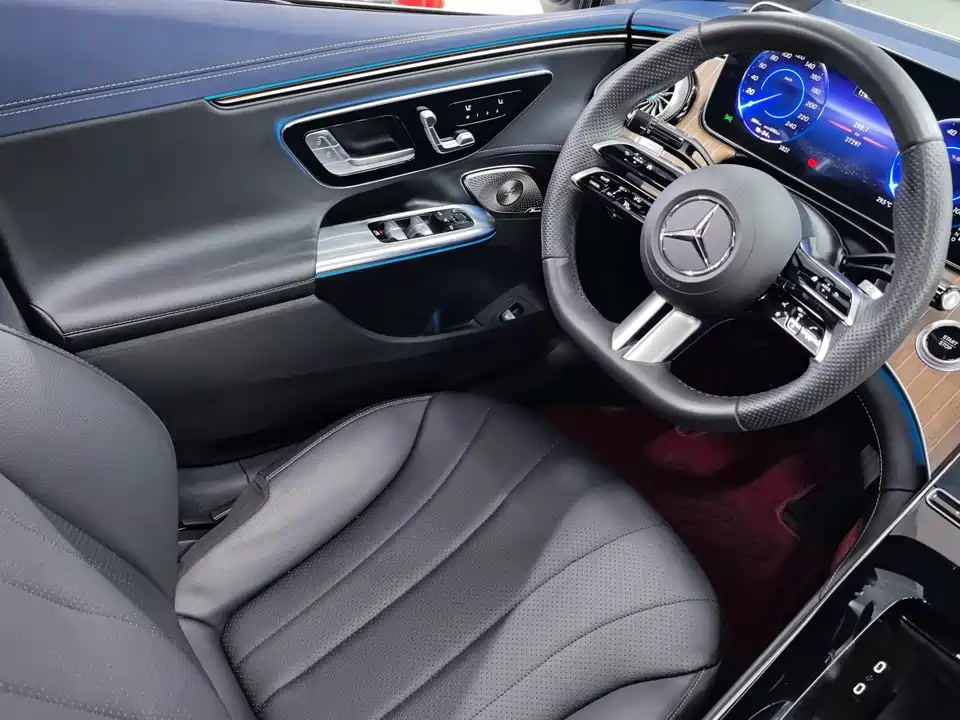 Mercedes-Benz EQE Mercedes-Benz EQE