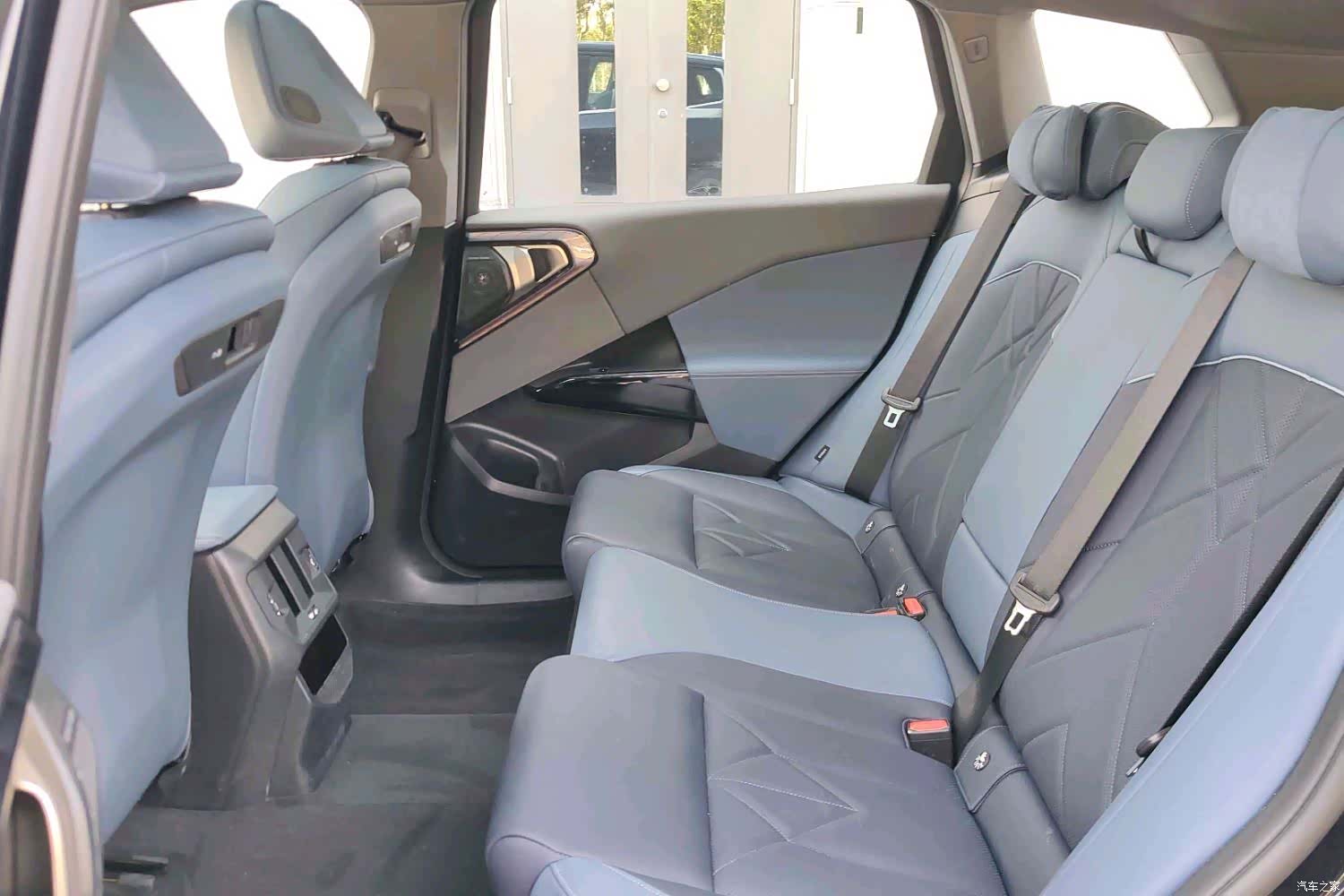 BMW X3, 2025 13