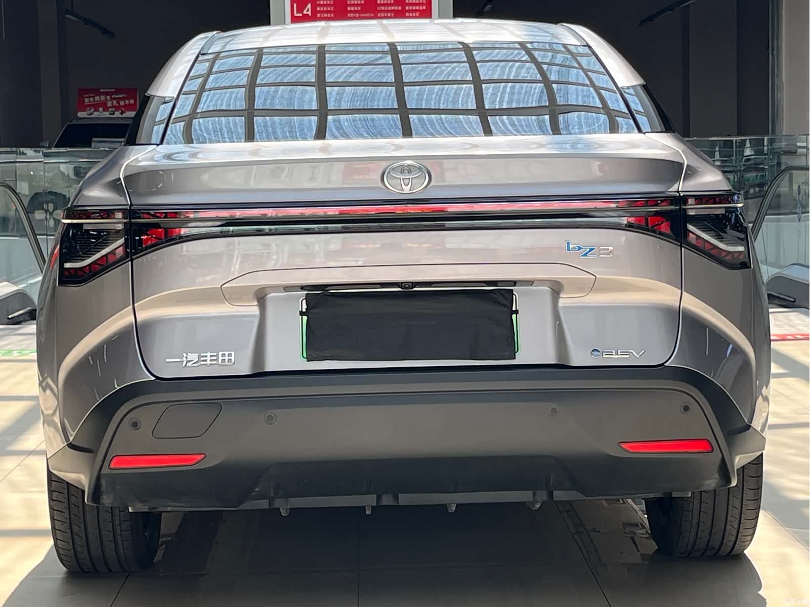Toyota bZ3, 2024 8