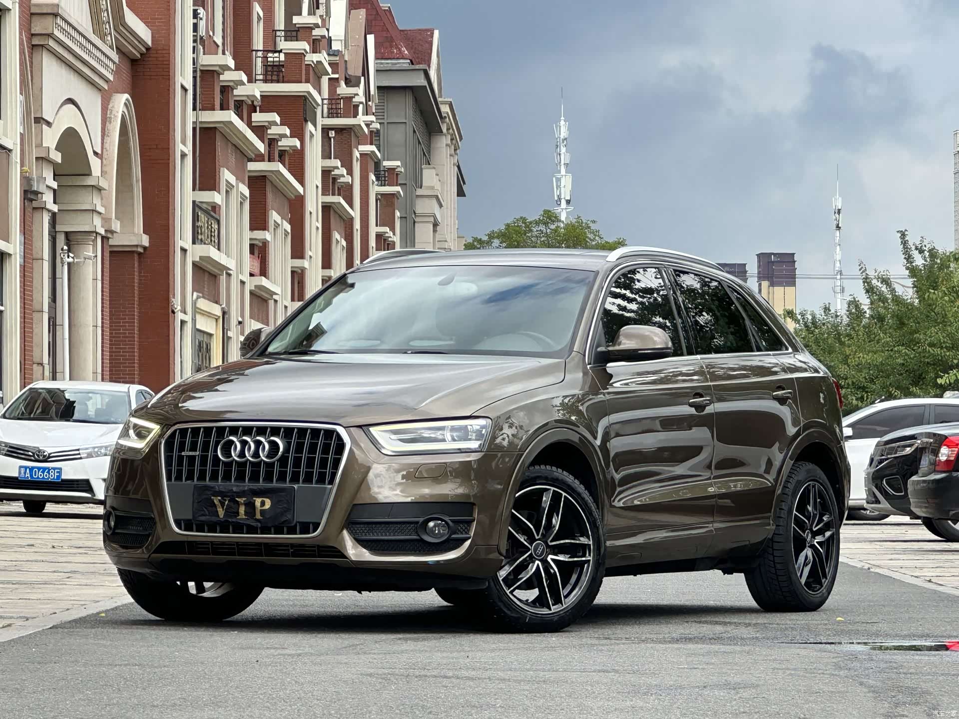 Audi Q3, 2014 1