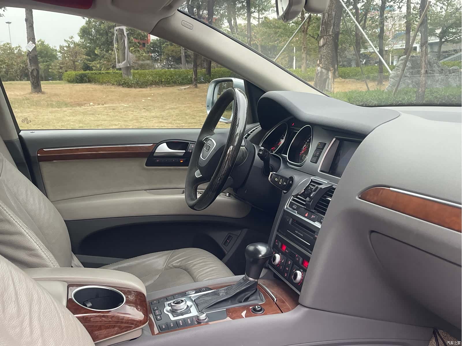 Audi Q7, 2015 12
