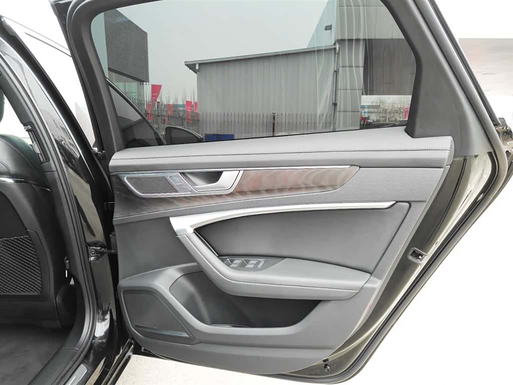 Audi A6L, 2023 13