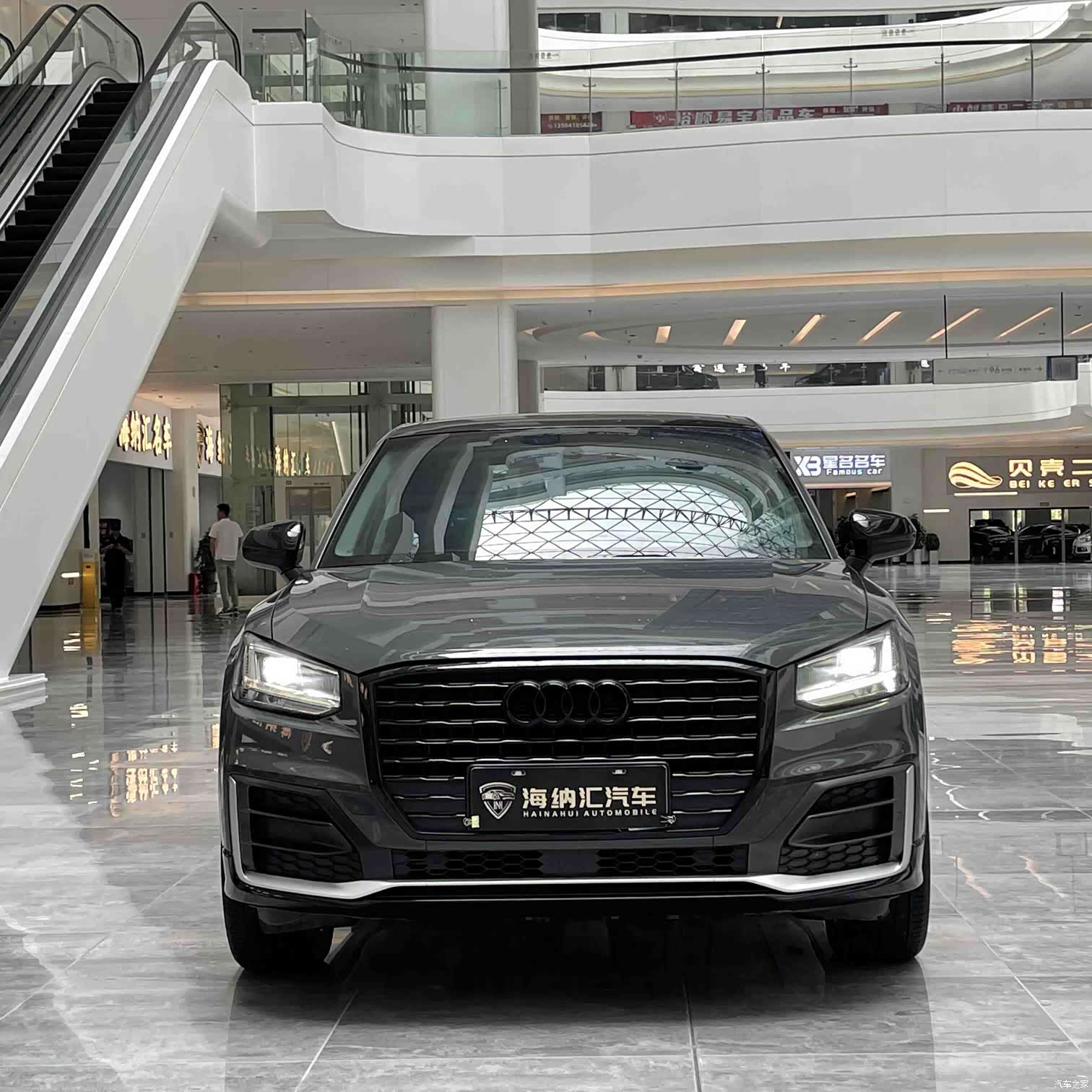 Audi Q2L, 2021 2