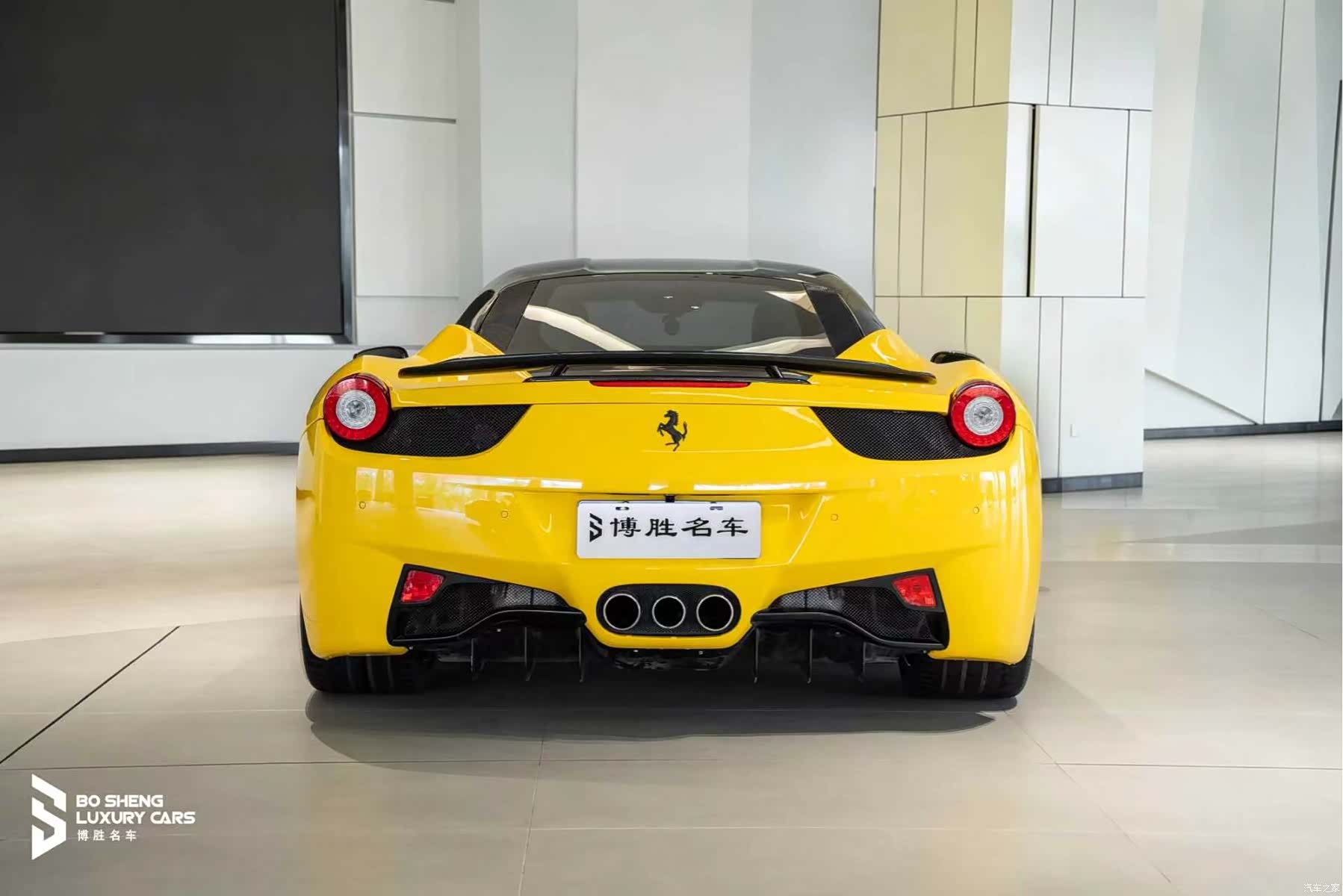 Ferrari 458, 2012 7
