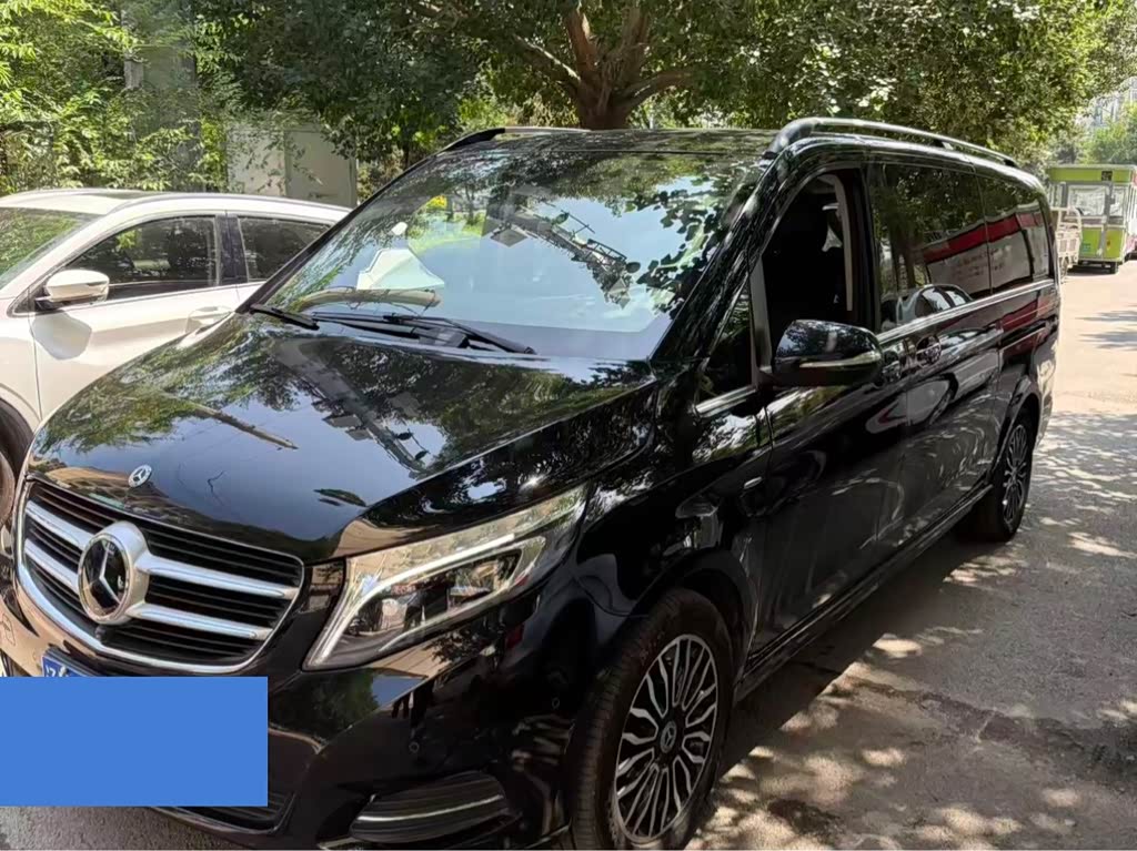Mercedes-Benz V-Class