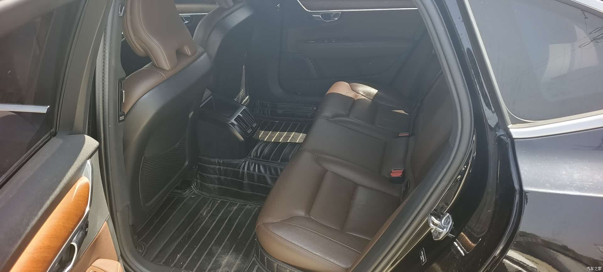 Volvo S90, 2020 все фото