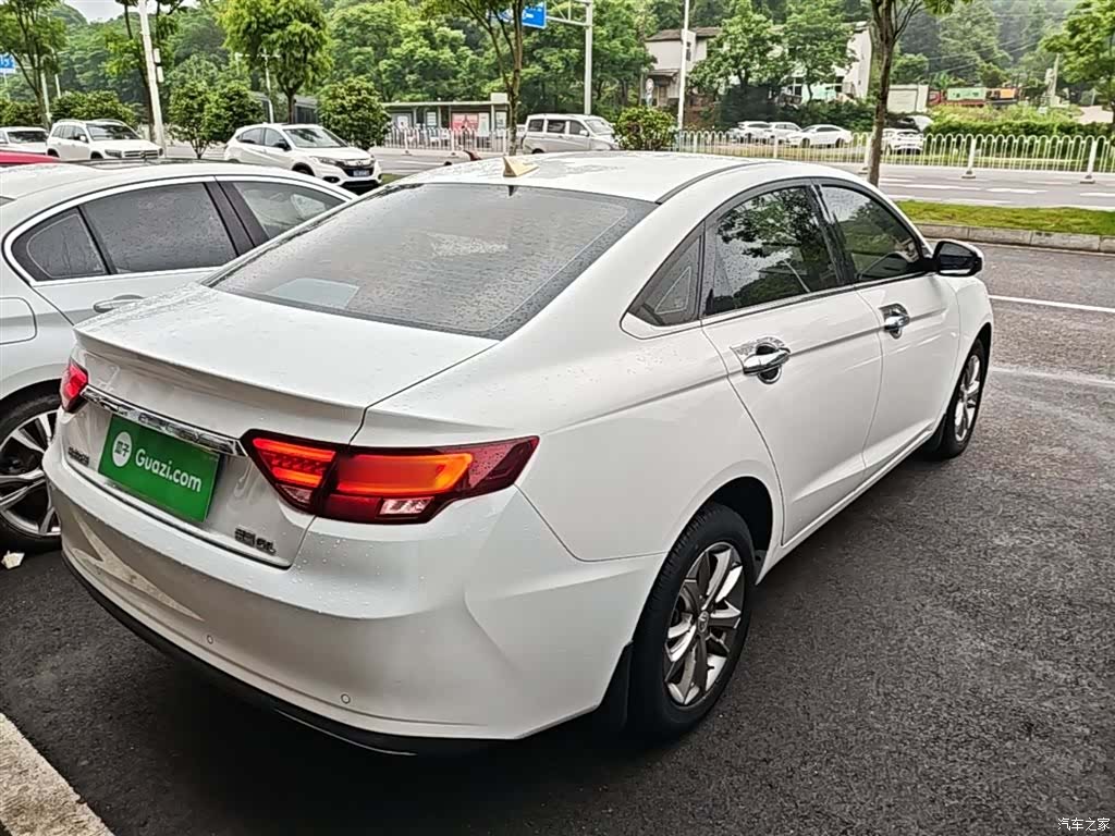 Geely Emgrand, 2021 7