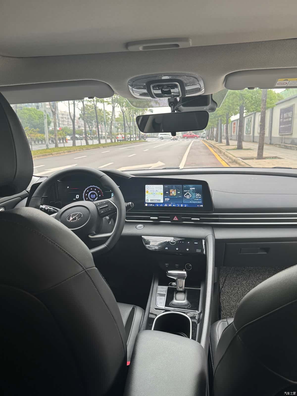 Hyundai Elantra, 2022 9