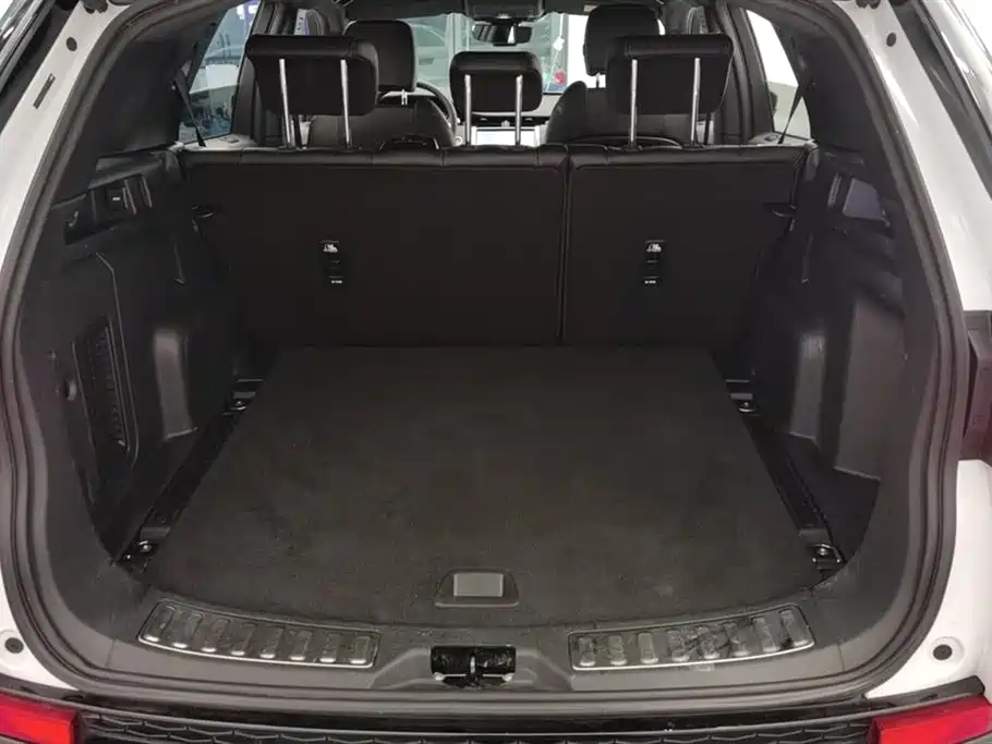 Land Rover Discover sports