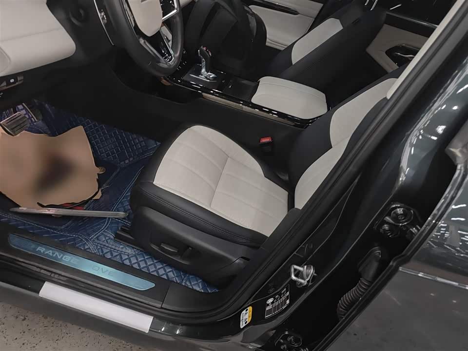 Land Rover Range Rover Aurora