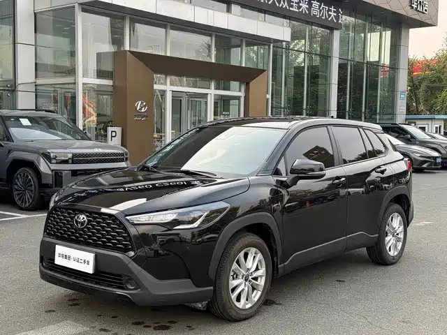 Toyota Corolla Cross 2026 — купить из Китая под заказ