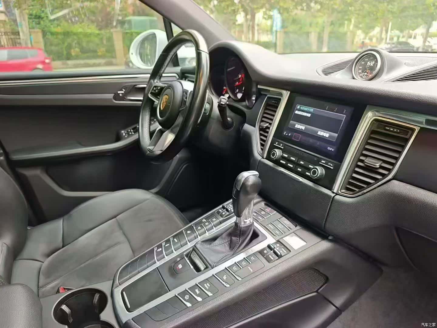 Porsche Macan, 2018 4