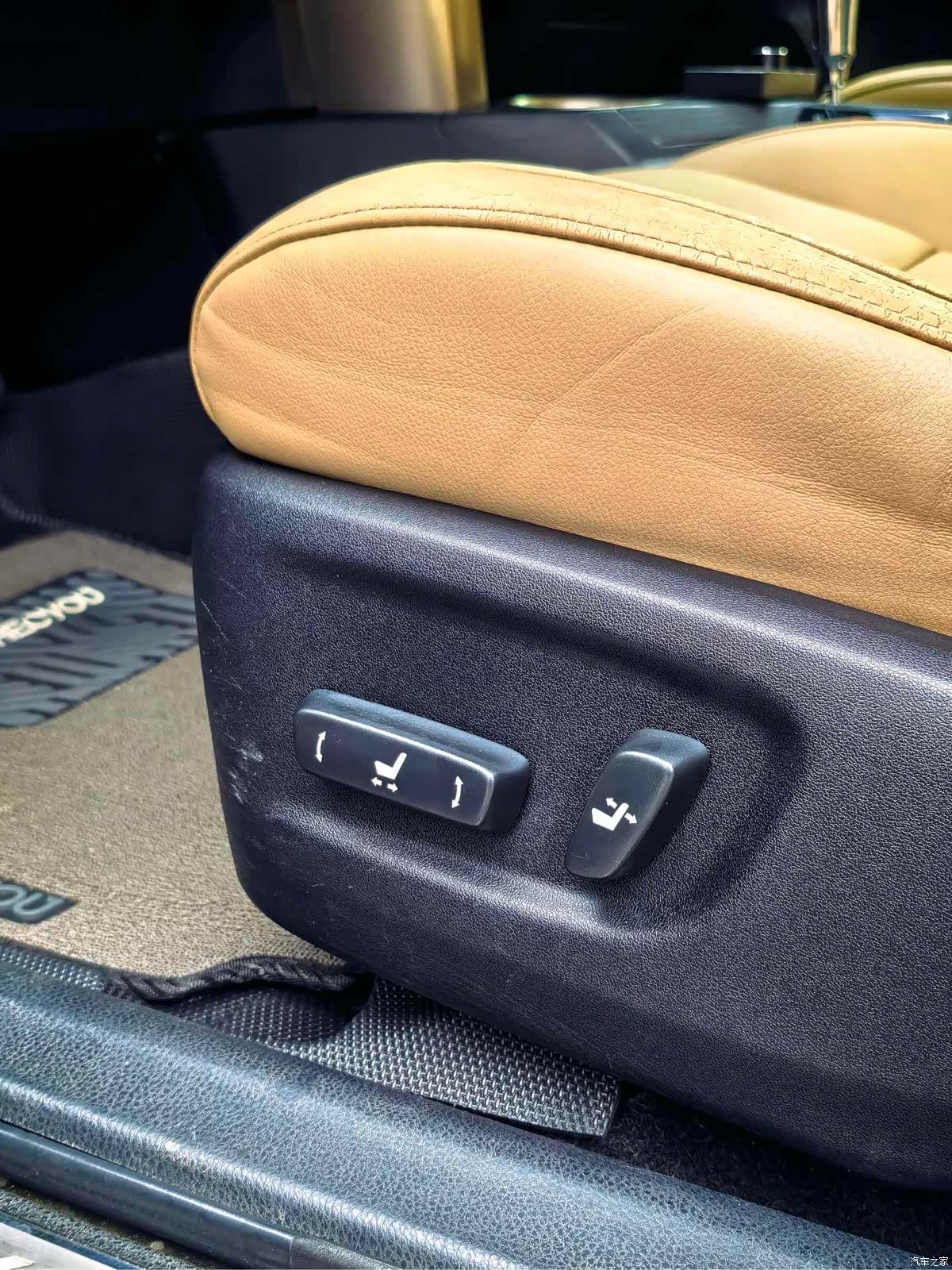 Toyota RAV4, 2013 12