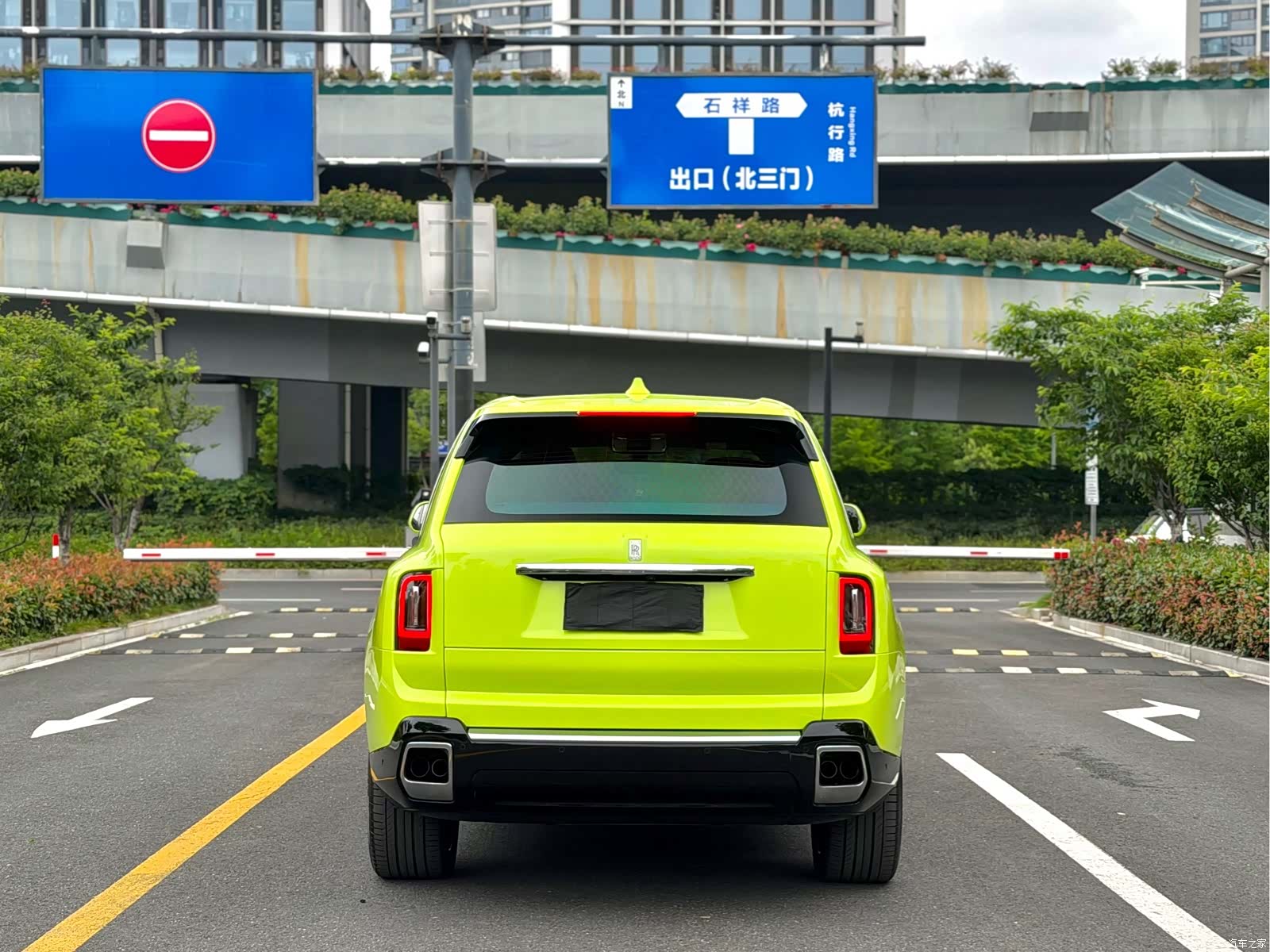 Rolls-Royce Cullinan, 2025 8
