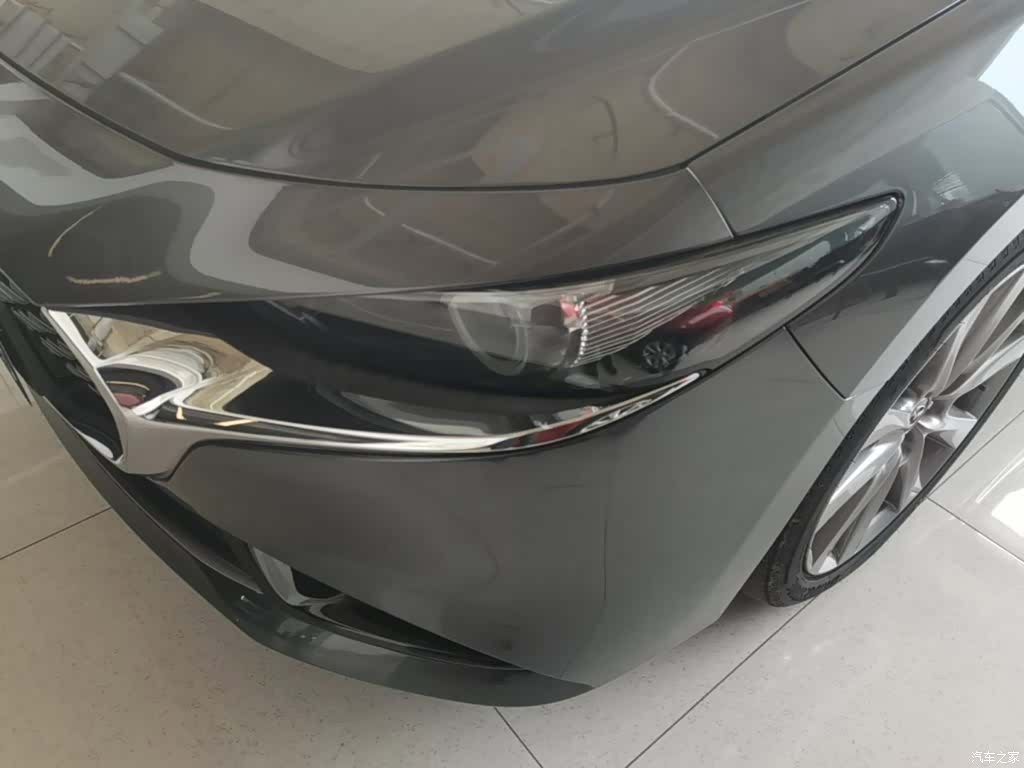 Mazda Mazda3, 2023 24