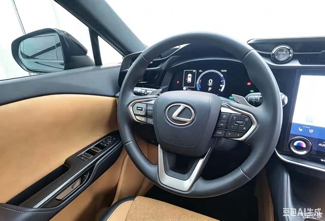 Lexus RZ, 2023 4
