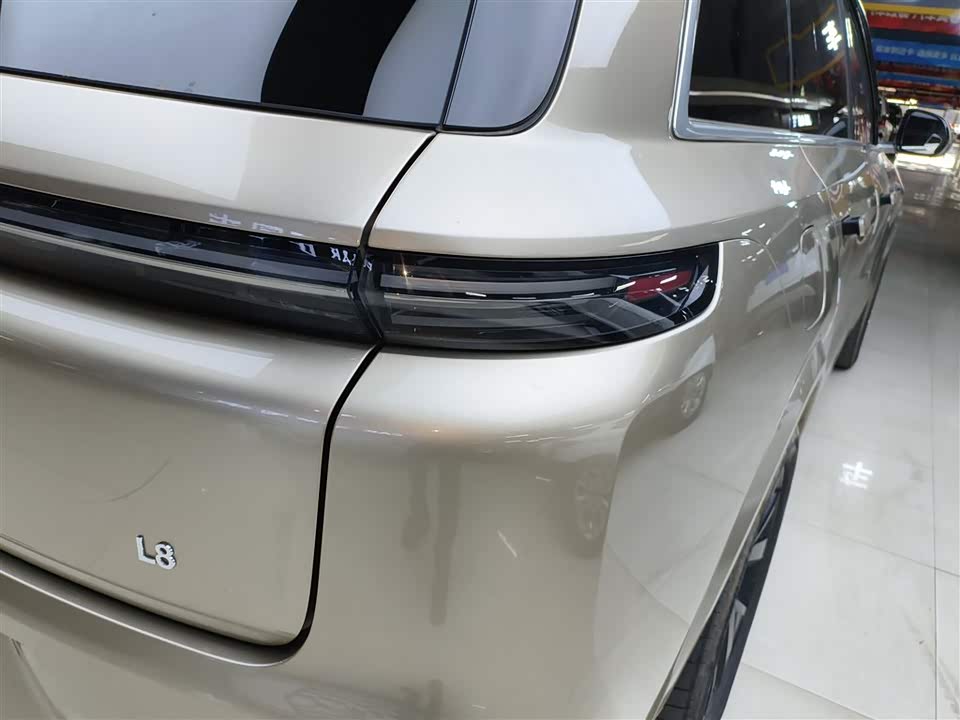Li Auto Ideal L8