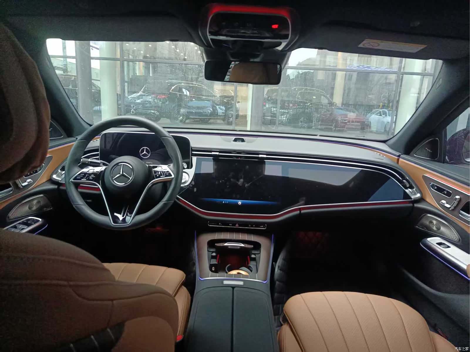 Mercedes-Benz E-Class, 2024 3