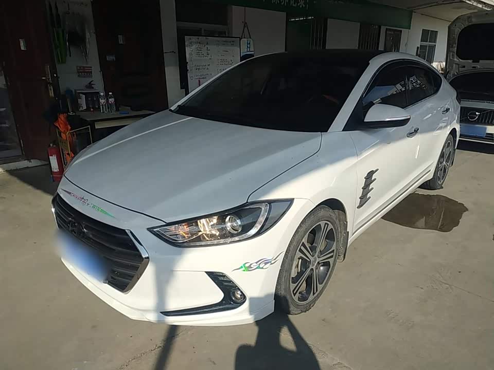 Hyundai Lead