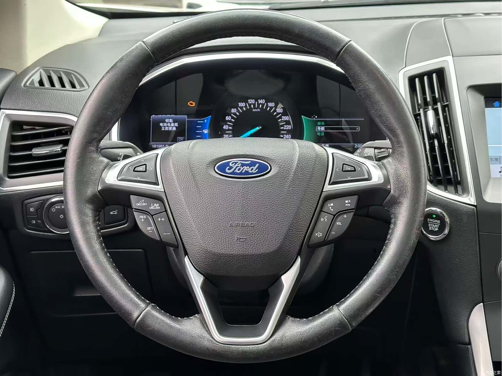 Ford Edge, 2017 16