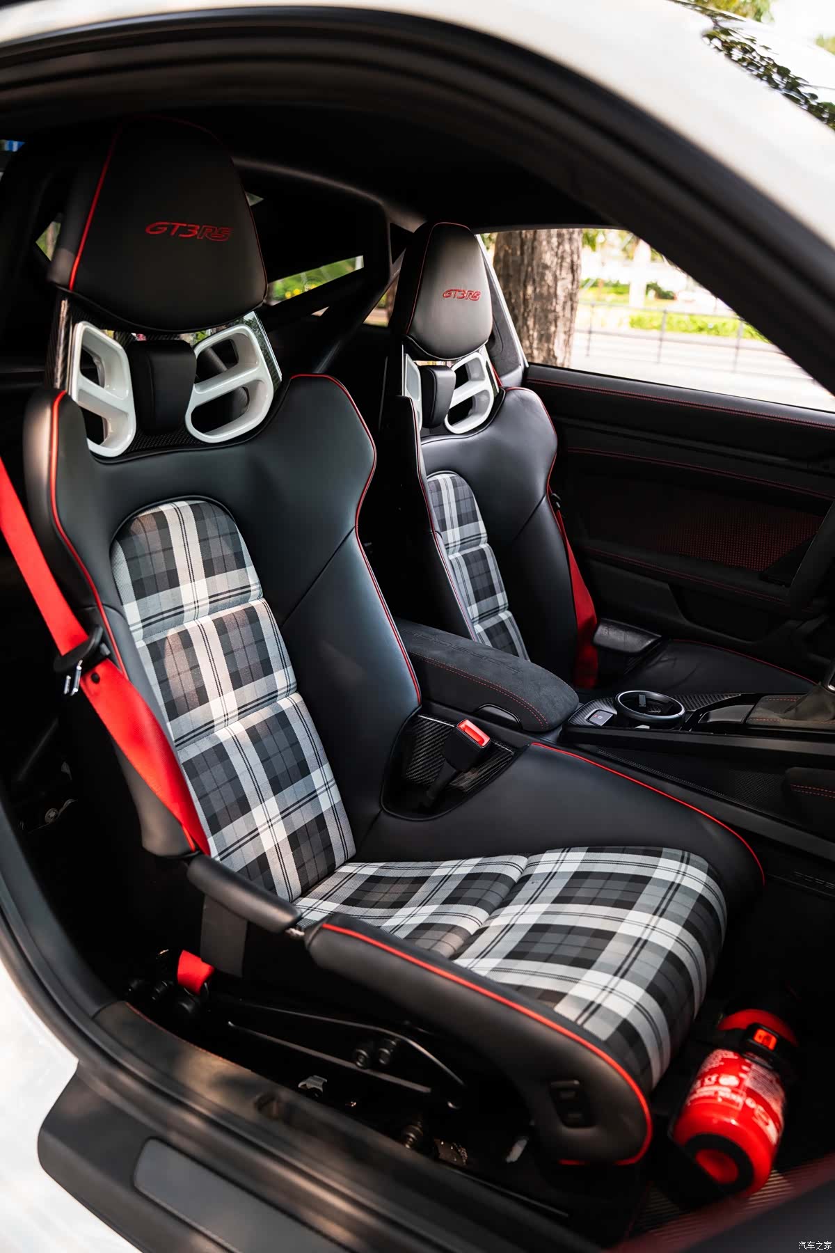 Porsche 911, 2024 19