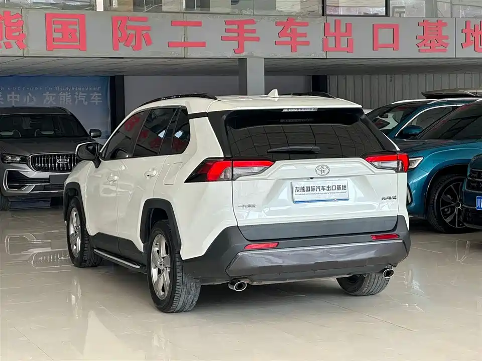 Toyota RAV4 Rongfang