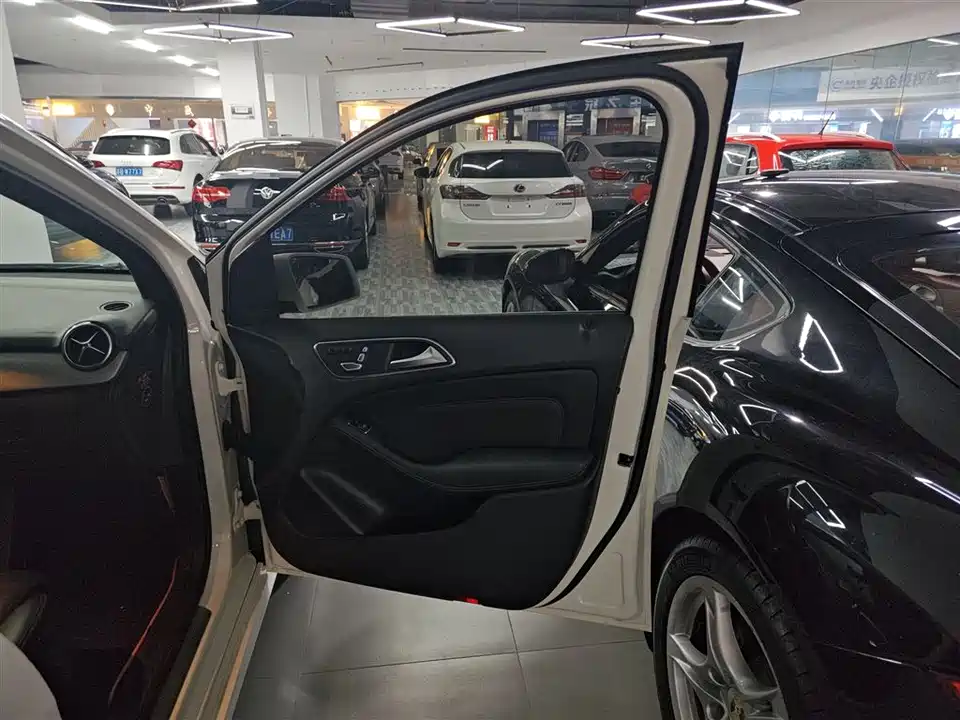 Mercedes-Benz Class B