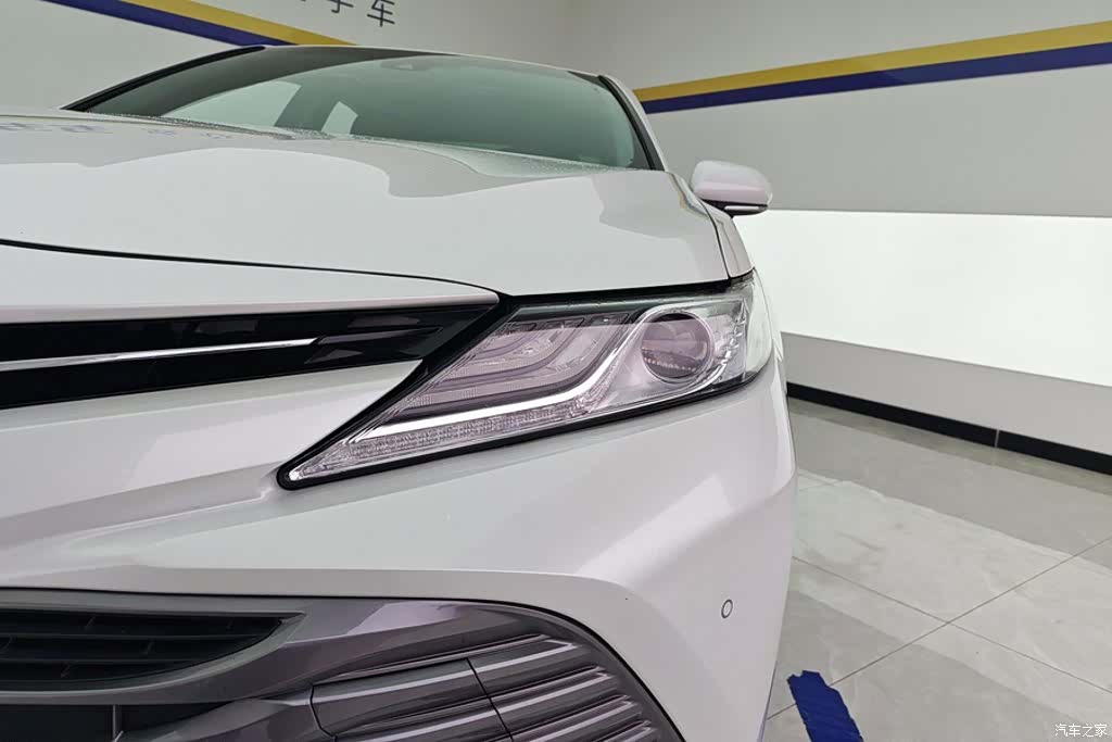 Toyota Camry, 2021 все фото