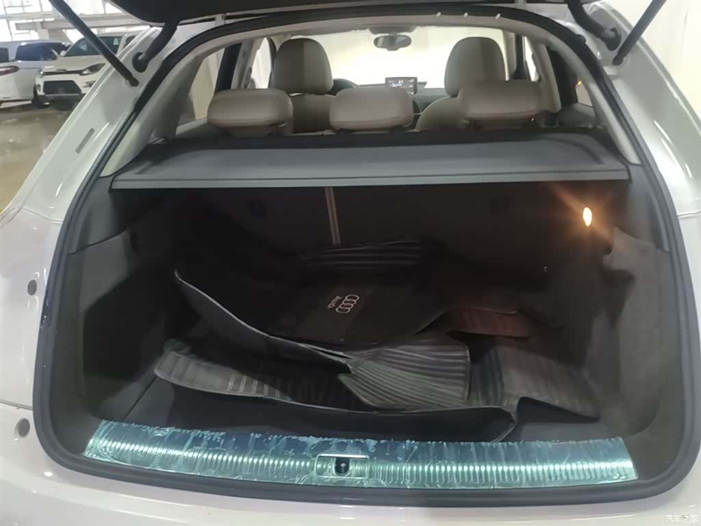 Audi Q3, 2016 19