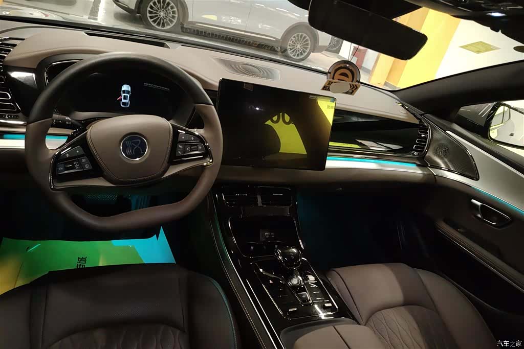 BYD Han, 2025 12
