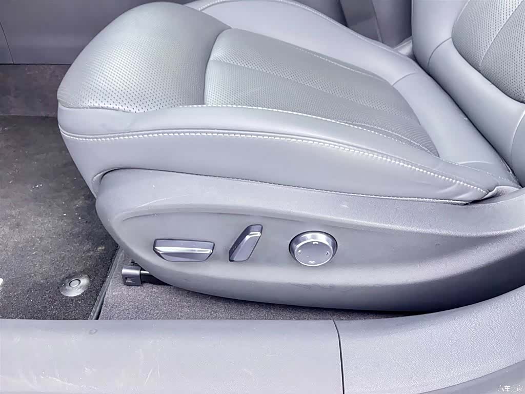 Xpeng P7, 2025 29