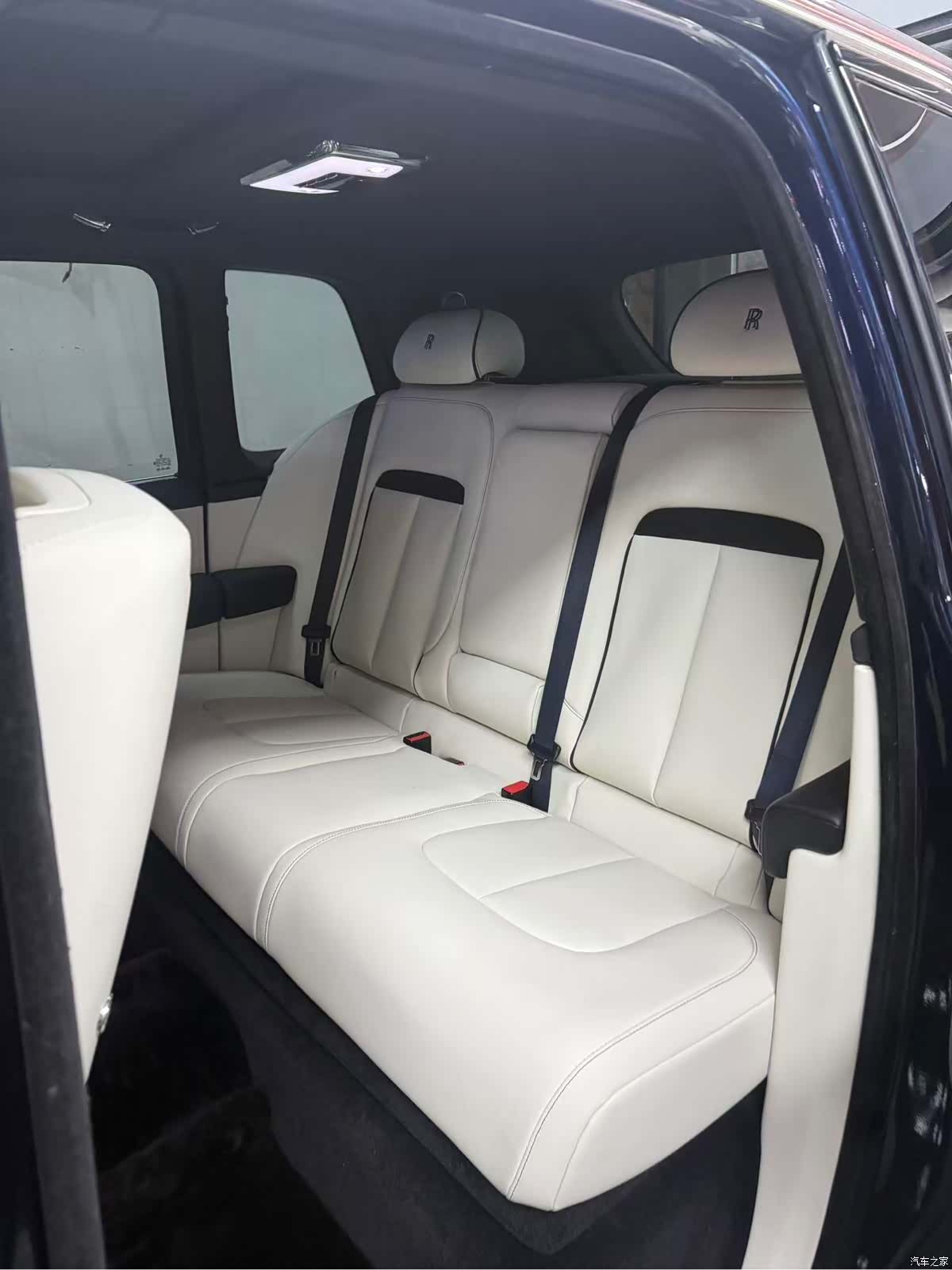 Rolls-Royce Cullinan, 2019 8